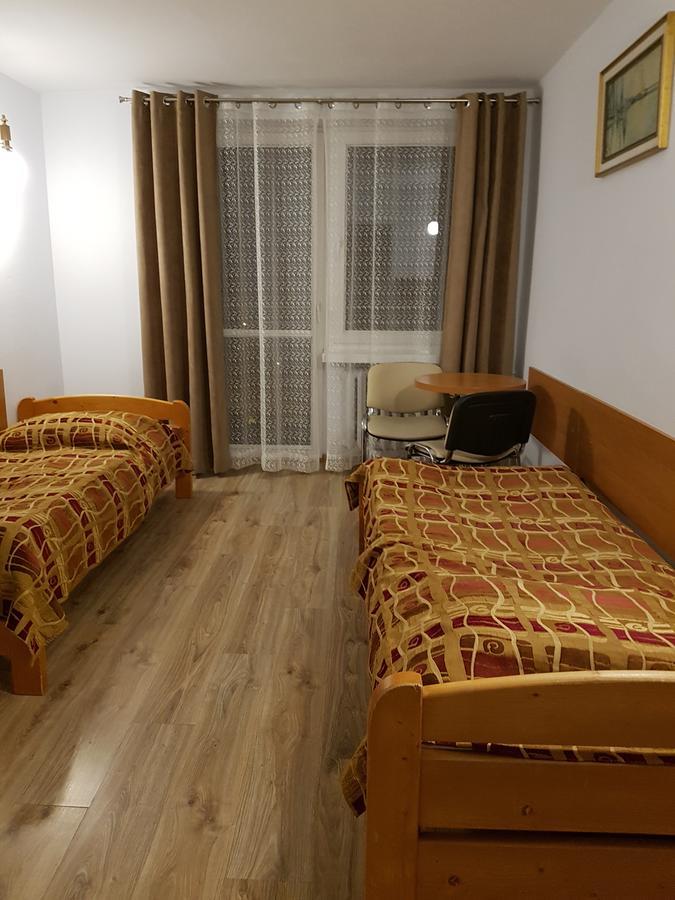 فندق Korona Sanatorium Uzdrowiskowe موشينا المظهر الخارجي الصورة